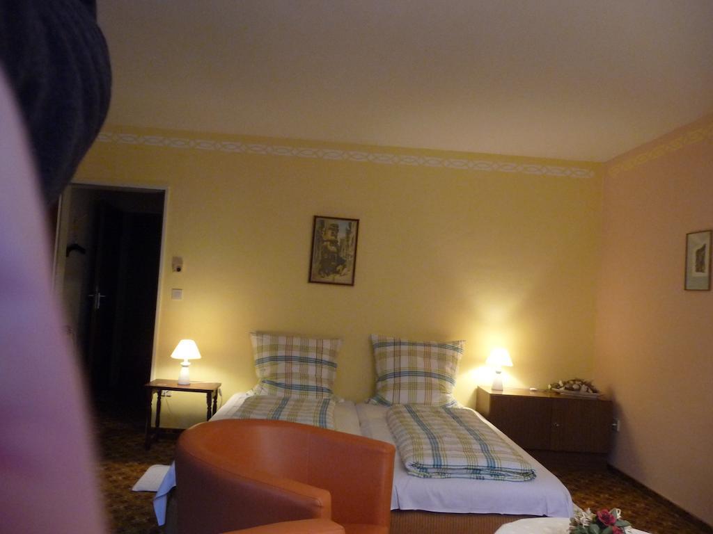 Hotel-Garni-Sonnenlay Bernkastel-Kues Δωμάτιο φωτογραφία